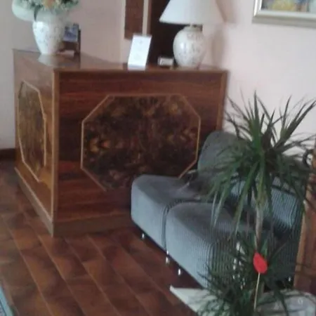 Отель Miramonti